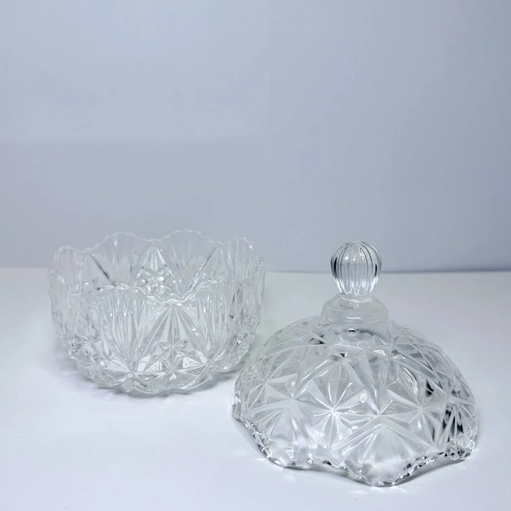 Vintage Clear Pressed‎ Glass Covered Candy Dish Starburst Diamond Pattern Lid